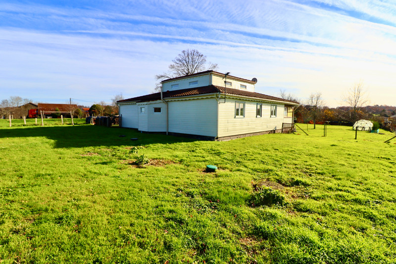 French property for sale in Eymouthiers, Charente - €256,800 - photo 7
