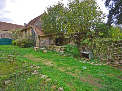 French property for sale in Coulaures, Dordogne - €108,000 - photo 1