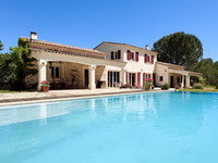 Propriété à vendre à Trets, Bouches-du-Rhône - 1 095 000 € - photo n°1