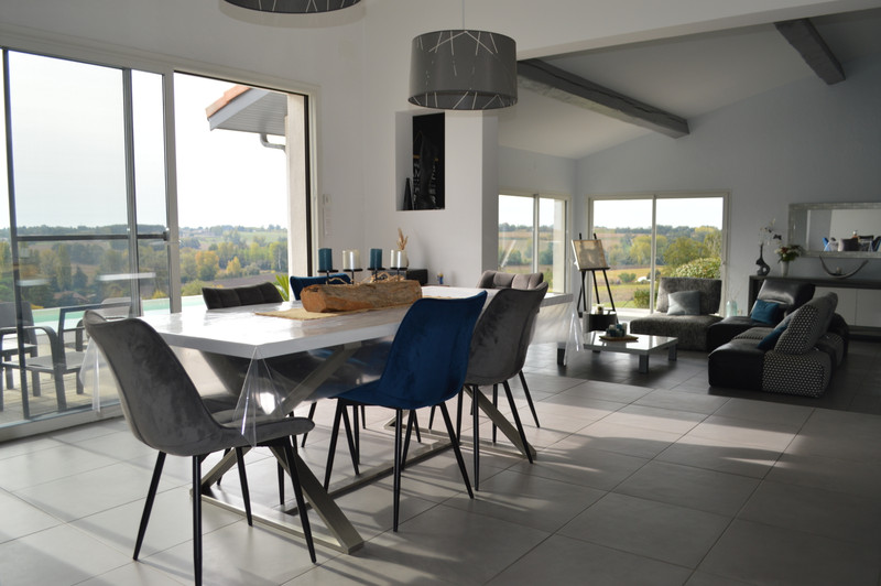 French property for sale in Castelnau-sur-Gupie, Lot-et-Garonne - €492,900 - photo 4