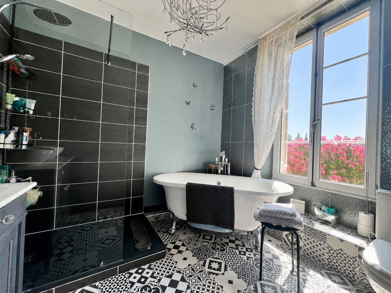 French property for sale in Vélines, Dordogne - €499,999 - photo 6