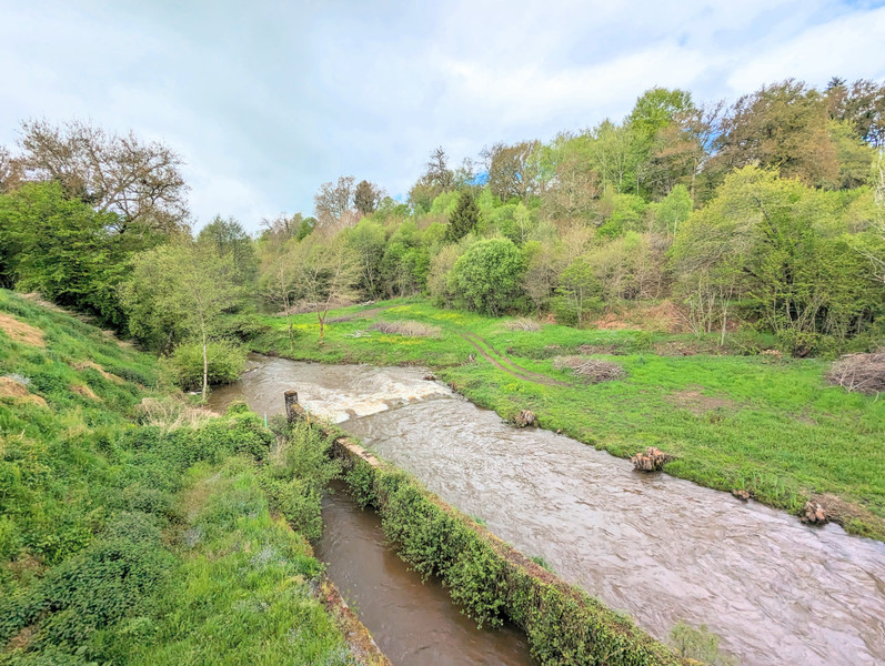 French property for sale in Lubersac, Corrèze - €369,000 - photo 2