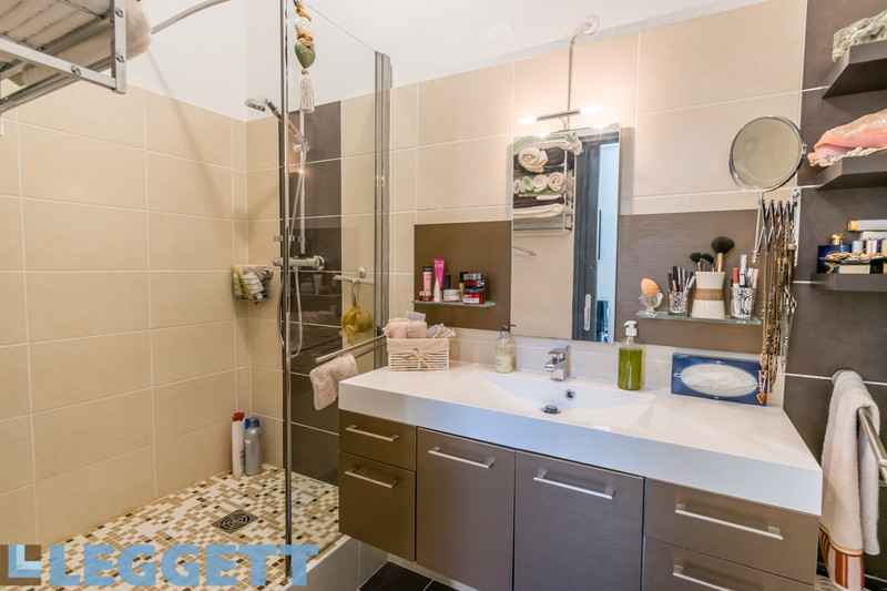 Apartment for sale in Carcassonne Aude Delightfully charming apartment with a private garden