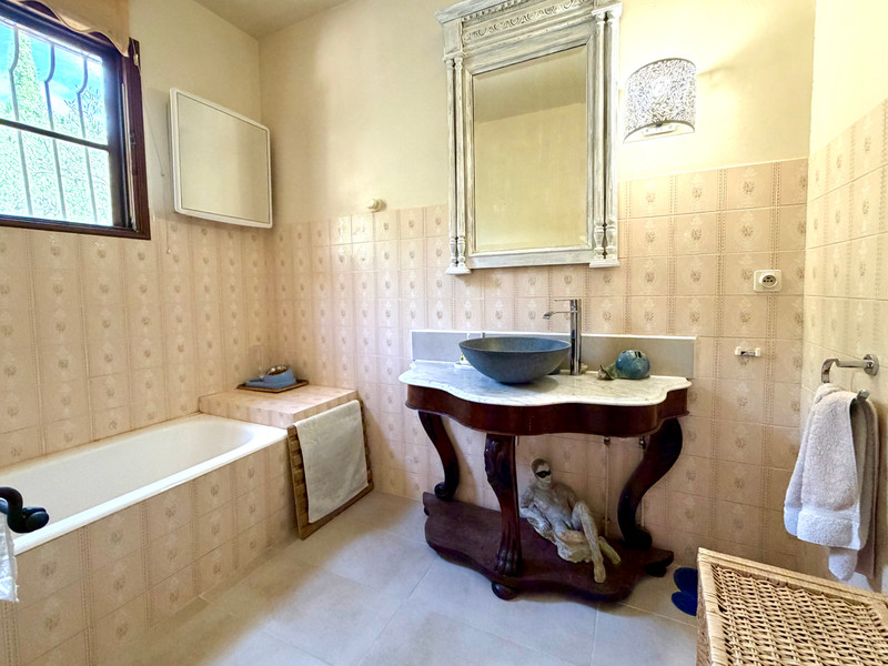 French property for sale in Claviers, Var - €545,000 - photo 7