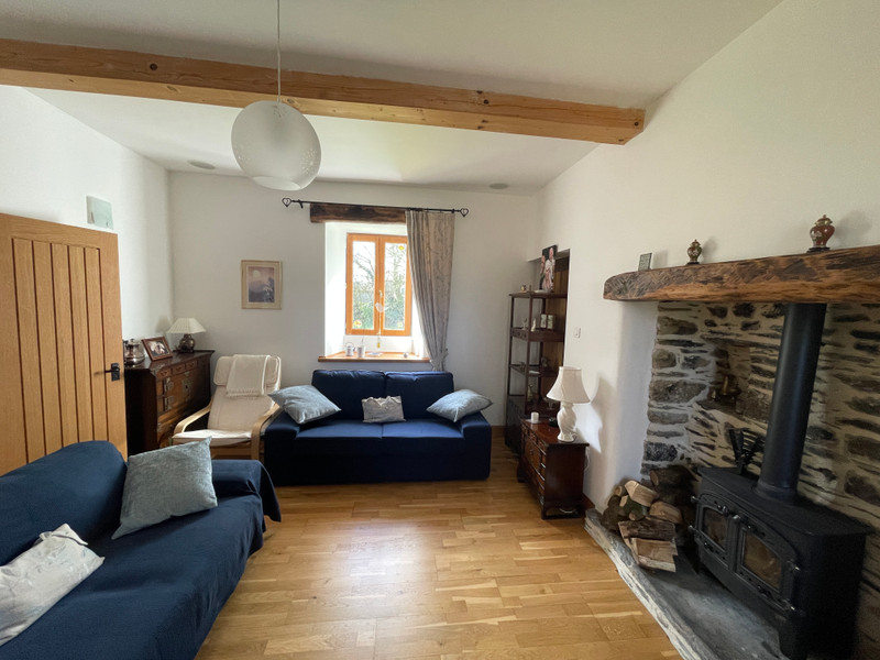 French property for sale in Saint-Mayeux, Côtes-d'Armor - €230,050 - photo 12