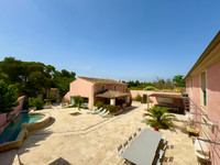 Maison à vendre à Nîmes, Gard - 1.720.000 € - photo 2