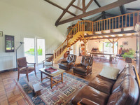 Maison à vendre à Saint-Gervais-les-Trois-Clochers, Vienne - 247.500 € - photo 3