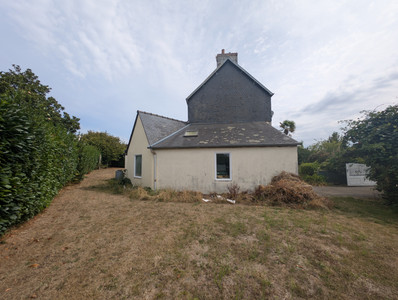 French property for sale in Poullaouen, Finistère - €129,950 - photo 8