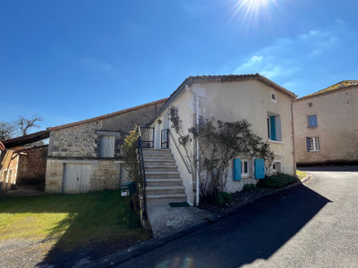 French property for sale in Charras, Charente - €115,000 - photo 1