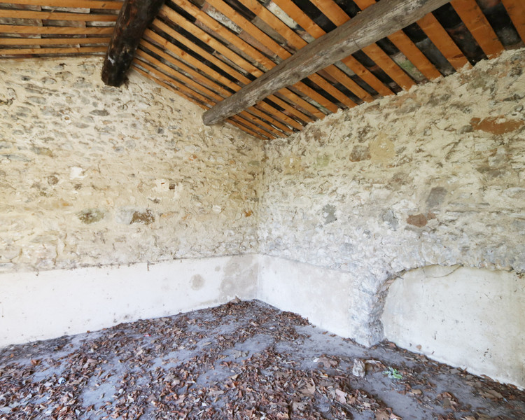 French property for sale in Rustrel, Vaucluse - €690,000 - photo 9