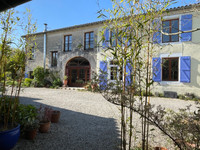 Maison à vendre à Oradour, Charente - 278.200 € - photo 1