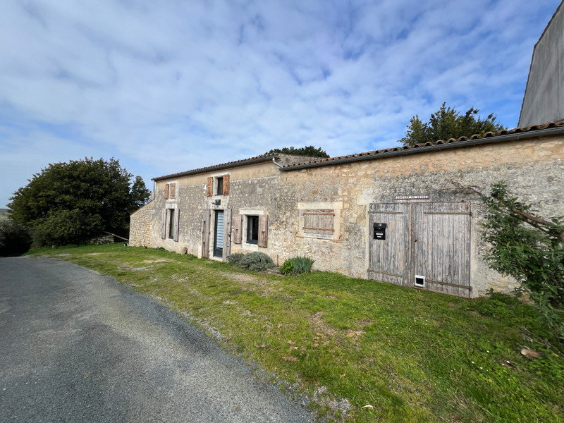 Propriété à vendre à Saint-Sornin, Charente-Maritime - 371 000 €