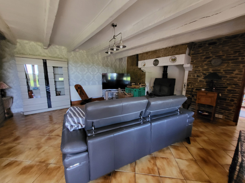 French property for sale in Savigny-le-Vieux, Manche - €180,000 - photo 4