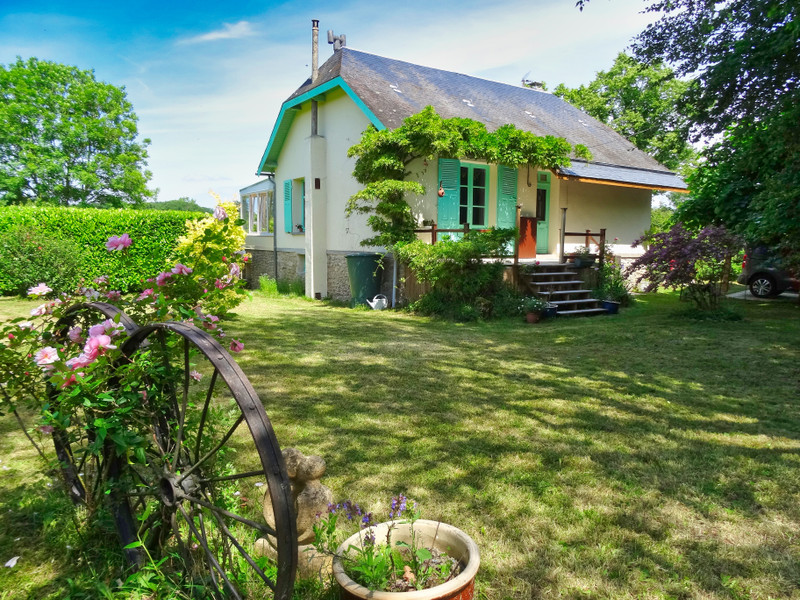 French property for sale in Dompierre-les-Églises, Haute-Vienne - &#8364;174,860 - photo 2