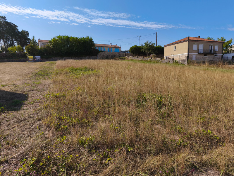 French property for sale in La Rochebeaucourt-et-Argentine, Dordogne - €38,600 - photo 4
