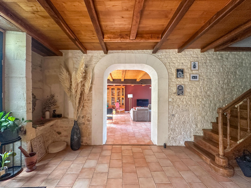 French property for sale in Ars, Charente - €399,950 - photo 5