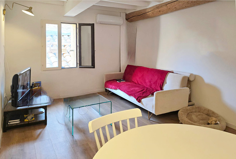 French property for sale in Apt, Vaucluse - €76,000 - photo 0