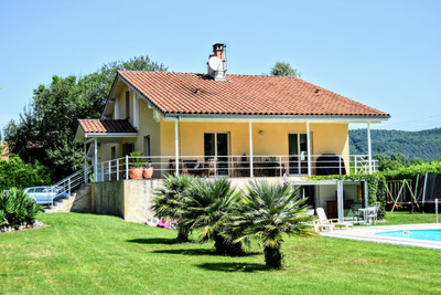 Maison à vendre à Loures-Barousse, Hautes-Pyrénées, Midi-Pyrénées, avec Leggett Immobilier