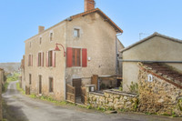 Propriété à vendre à Gourgé, Deux-Sèvres - 144 500 € - photo n°1