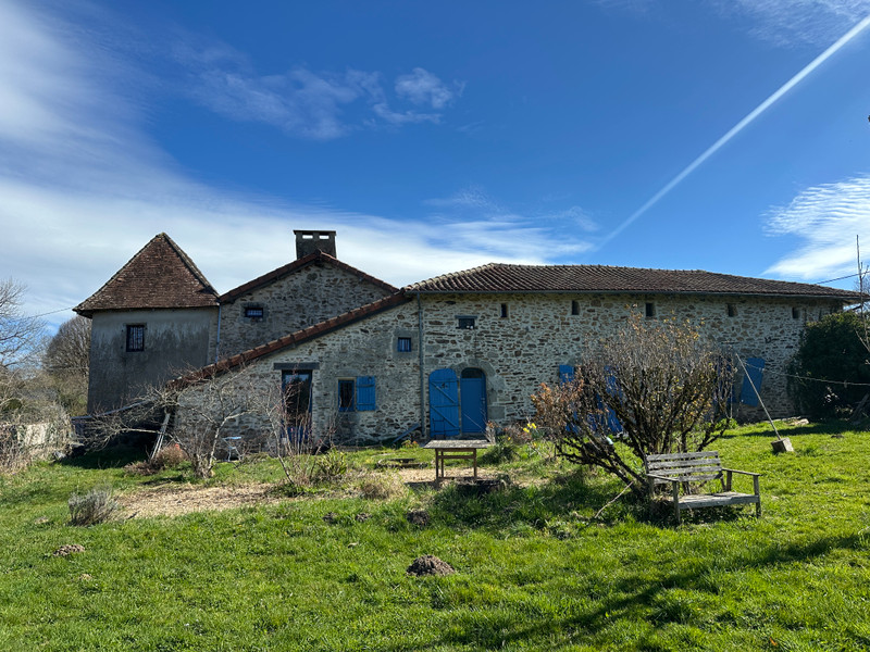 Maison à vendre à Dournazac, Haute-Vienne - 275.000 € - photo 1