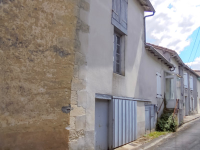 French property for sale in Montboyer, Charente - €46,600 - photo 1