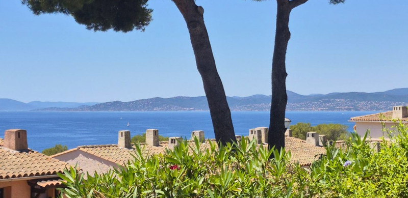 French property for sale in Saint-Raphaël, Var - €488,800 - photo 1