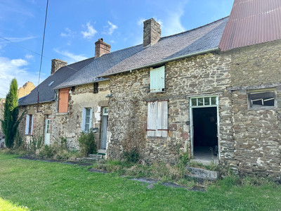 French property for sale in Saint-Aignan-de-Couptrain, Mayenne - €42,000 - photo 1