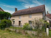 Maison à vendre à Coulonges, Vienne - 87.000 € - photo 2