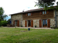 houses and homes for sale inMontrolletCharente Poitou_Charentes