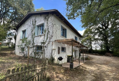 Maison à vendre à Varès, Lot-et-Garonne, Aquitaine, avec Leggett Immobilier