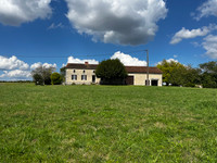 Maison à vendre à Saint-Méard-de-Gurçon, Dordogne - 318.000 € - photo 1