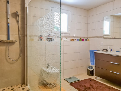 French property for sale in Saint-Vincent-d'Olargues, Hérault - €330,000 - photo 6