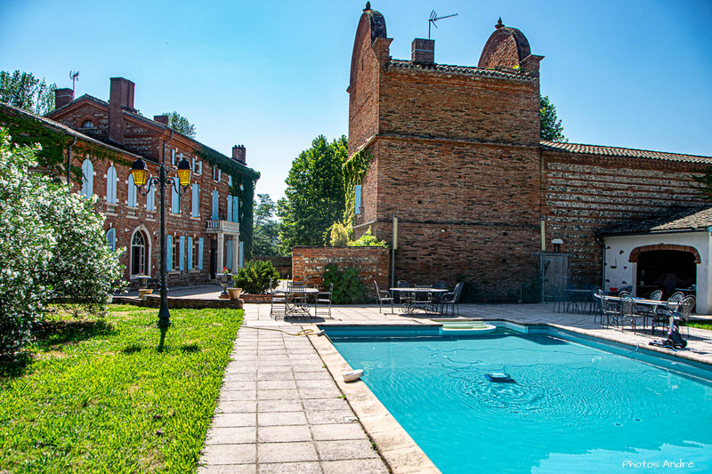 Chateau for sale in Mauzac HauteGaronne South castle of Toulouse