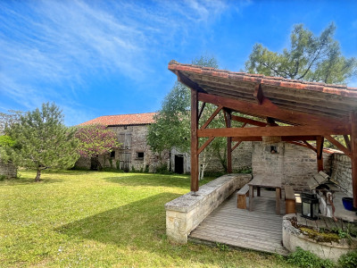 French property for sale in Mansle, Charente - €196,100 - photo 1
