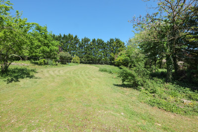 French property for sale in Saint-Jean-d'Angély, Charente-Maritime - €299,998 - photo 8