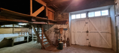 French property for sale in Chassenon, Charente - €100,000 - photo 7