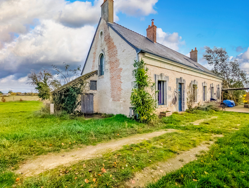 French property for sale in Courcelles-de-Touraine, Indre-et-Loire - €427,000 - photo 9