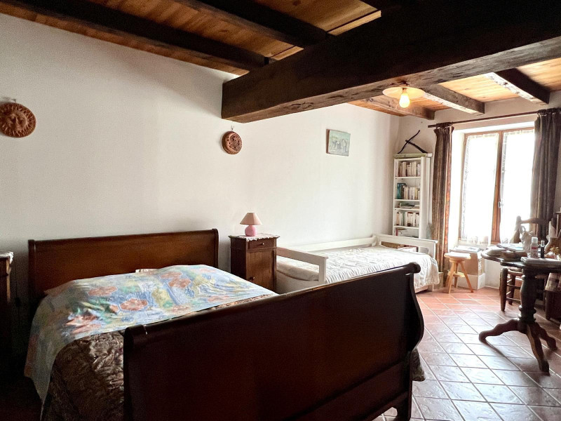 French property for sale in Duras, Lot-et-Garonne - €345,000 - photo 2