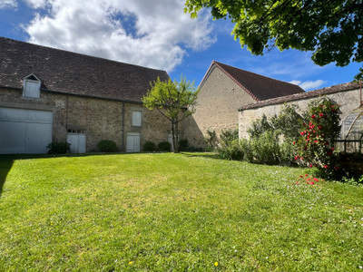 French property for sale in Aigurande, Indre - €345,750 - photo 8