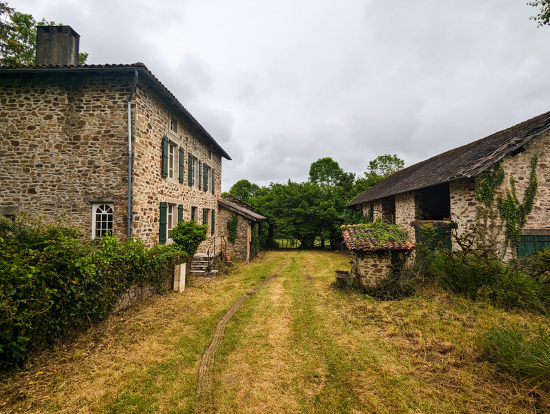 French property for sale in Dournazac, Haute-Vienne - €76,605 - photo 8