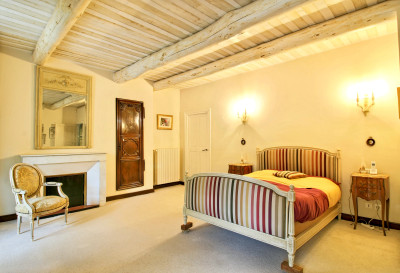 French property for sale in Apt, Vaucluse - €500,000 - photo 6
