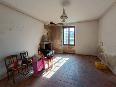 French property for sale in Auzances, Creuse - €119,900 - photo 10