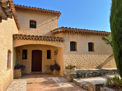 French property for sale in Peymeinade, Alpes-Maritimes - €880,000 - photo 1