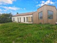 Propriété à vendre à Saint-Germain-du-Puch, Gironde - 399 000 € - photo n°1