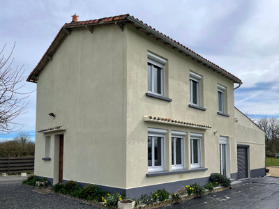 Maison à vendre à Lhoumois, Deux-Sèvres, Poitou-Charentes, avec Leggett Immobilier