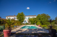 Maison à vendre à Angoulême, Charente - 374.500 € - photo 1