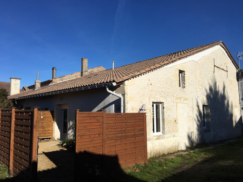 French property for sale in Clérac, Charente-Maritime - &#8364;115,000 - photo 9
