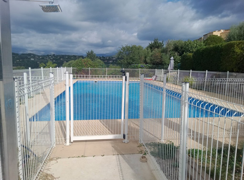French property for sale in Montauroux, Var - €305,000 - photo 3