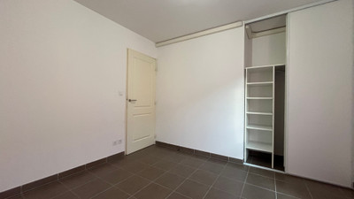 French property for sale in Avignon, Vaucluse - €284,000 - photo 5