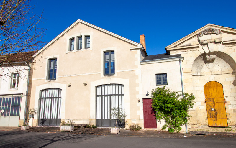 Maison à vendre à Richelieu, Indre-et-Loire - 530.000 € - photo 1